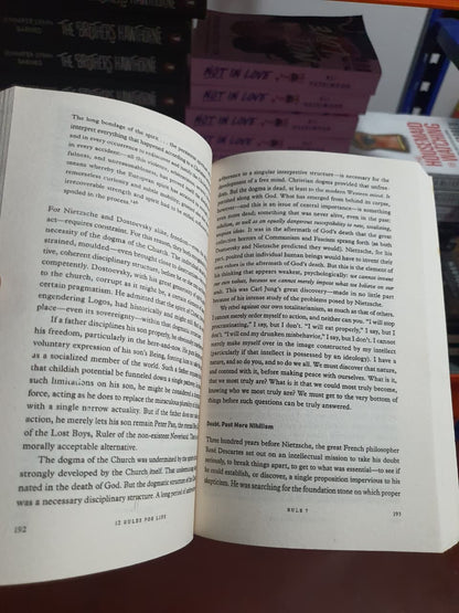 12 Rules for Life by Jordan B. Peterson (Slightly Damaged)
