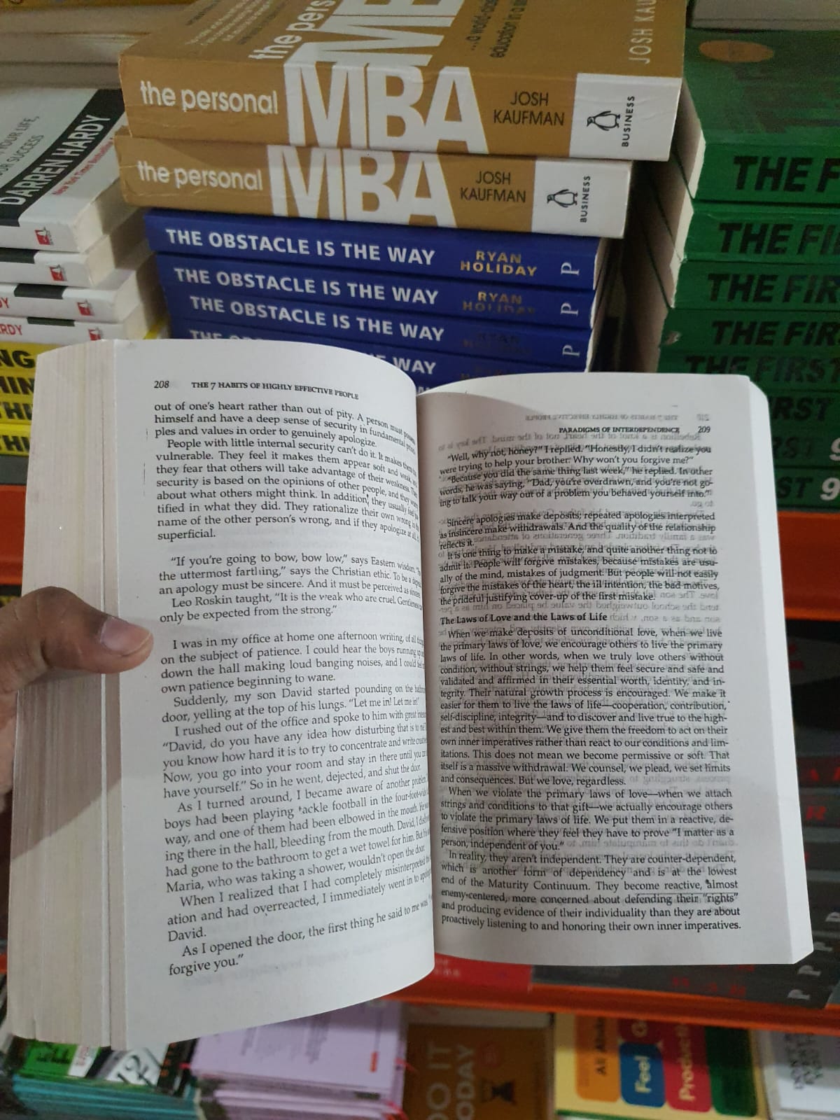 The 7 Habits of Highly Effective People by Stephen R. Covey (Slightly Damaged)