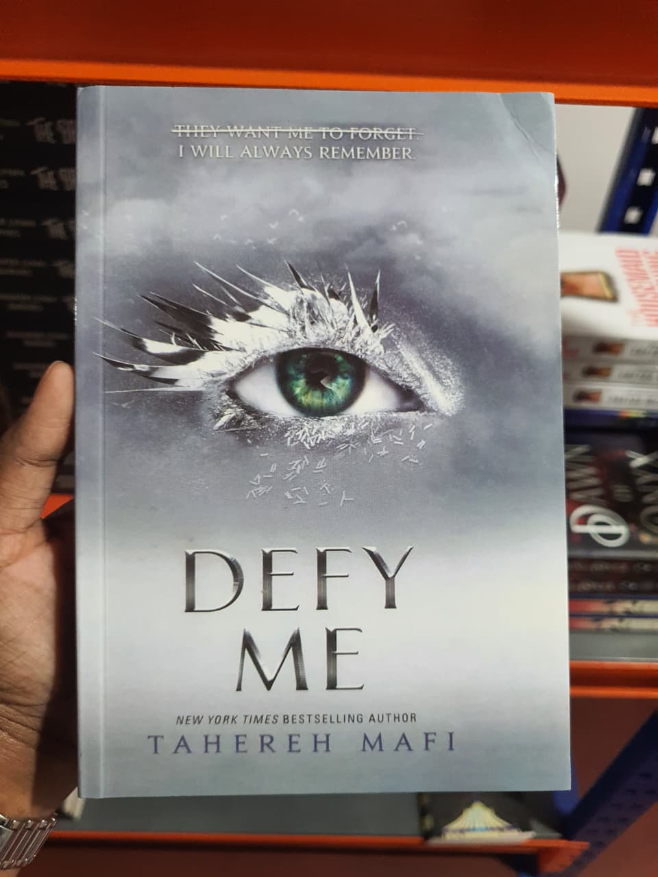 Defy Me by Tahereh Mafi (Book 5 of Shatter me series)