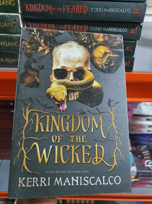 Kingdom of the Wicked by Kerri Maniscalco (Book 1 of the Kingdom of the Wicked series) (Slightly Old)