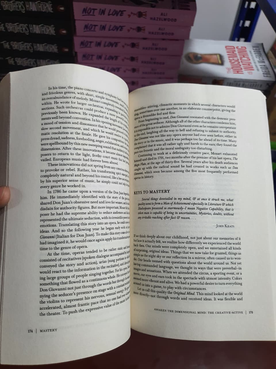Mastery by Robert Greene (Slightly Damaged)
