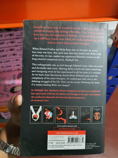 Midnight Sun by Stephenie Meyer