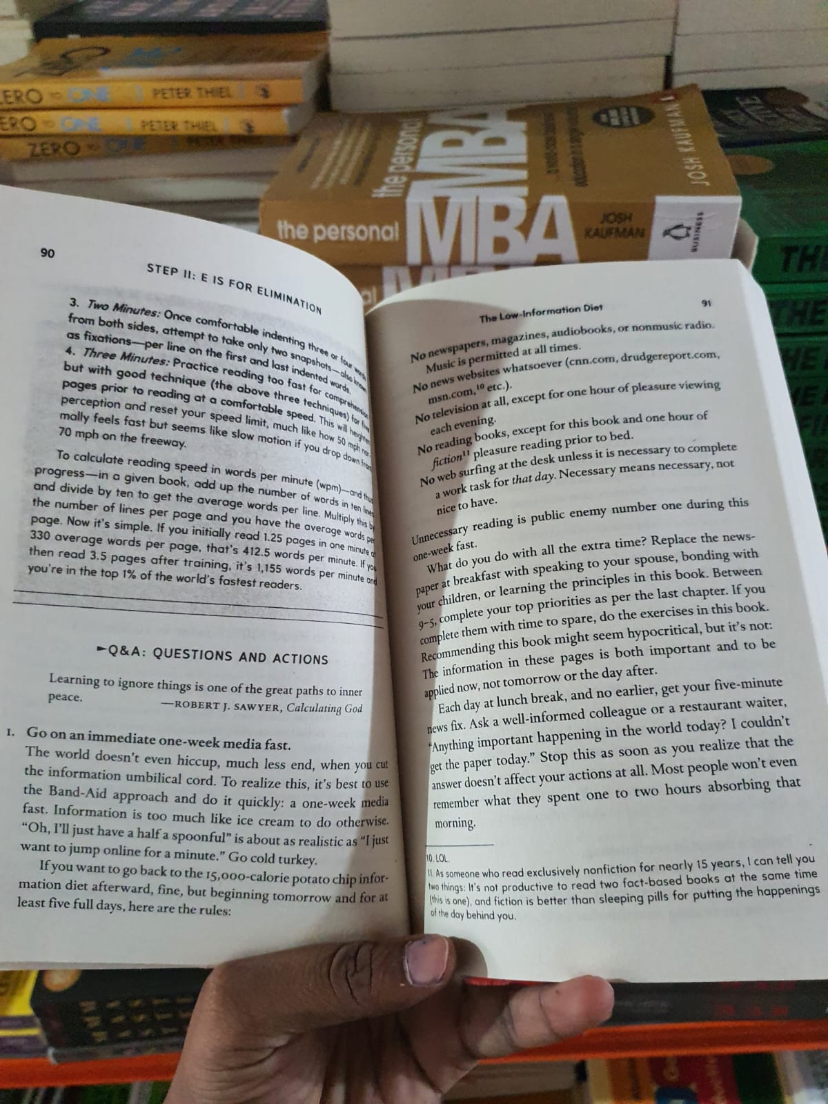 The 4-Hour Workweek By Tim Ferriss (Slightly Old)